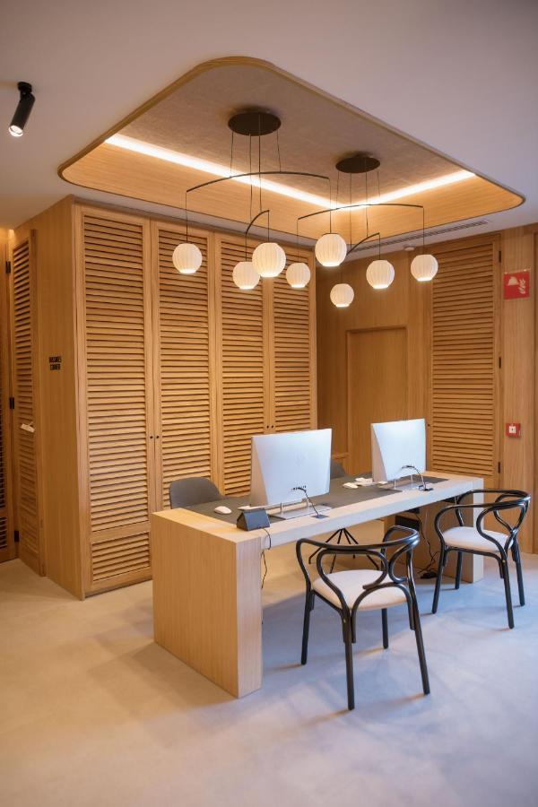 Myr Puerta Serranos Valencia Ngoại thất bức ảnh