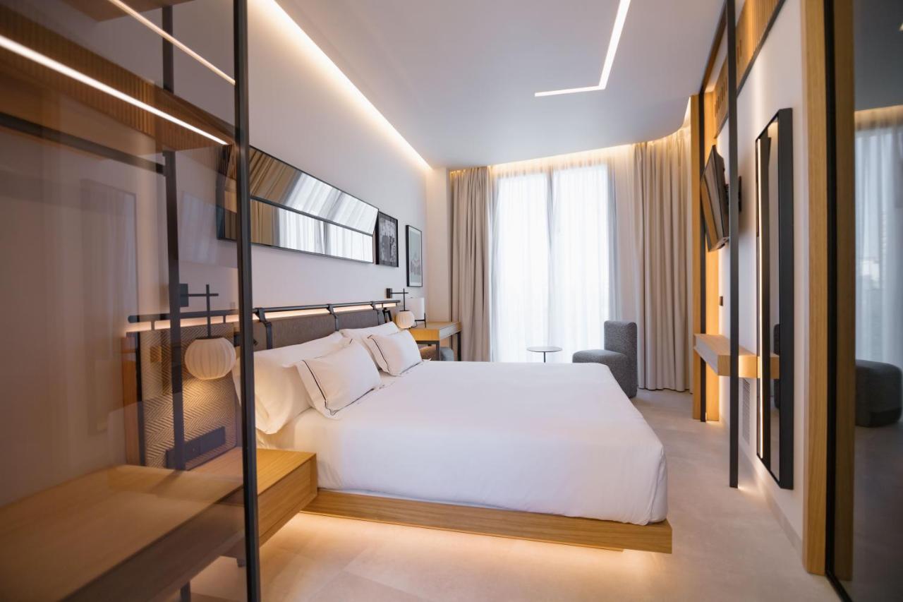 Myr Puerta Serranos Valencia Ngoại thất bức ảnh