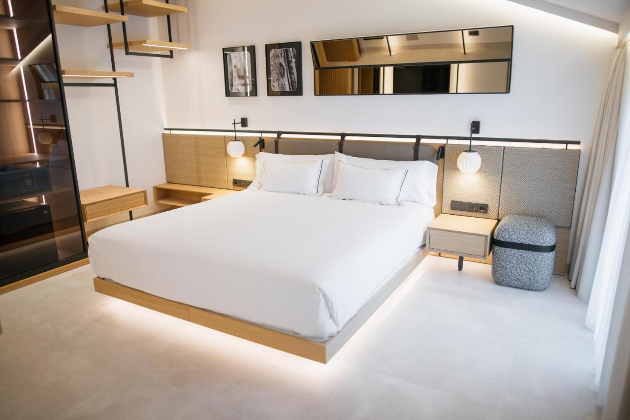 Myr Puerta Serranos Valencia Ngoại thất bức ảnh