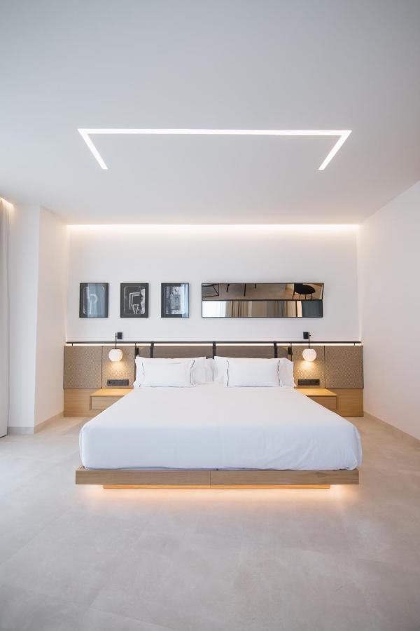 Myr Puerta Serranos Valencia Ngoại thất bức ảnh