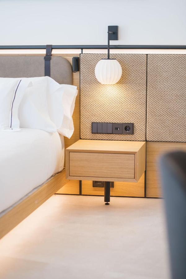 Myr Puerta Serranos Valencia Ngoại thất bức ảnh