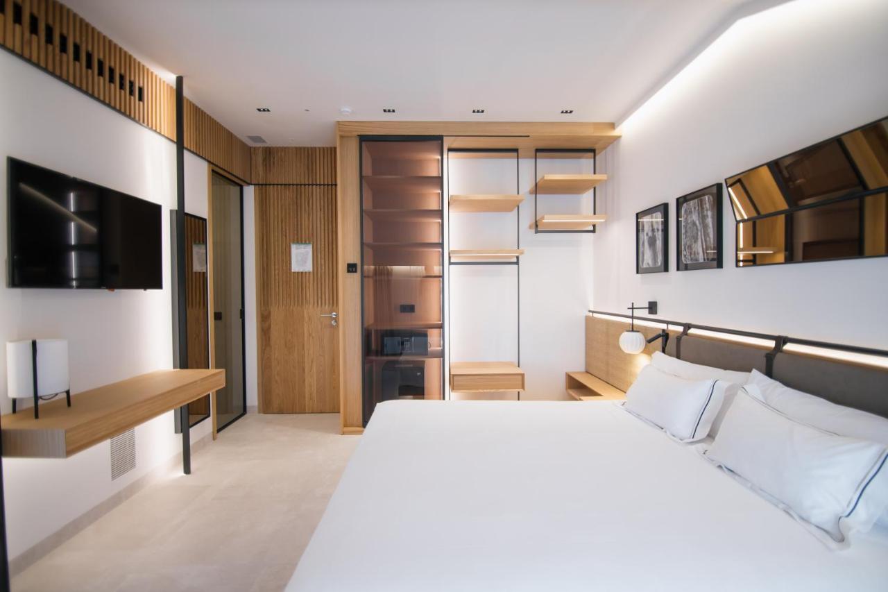 Myr Puerta Serranos Valencia Ngoại thất bức ảnh